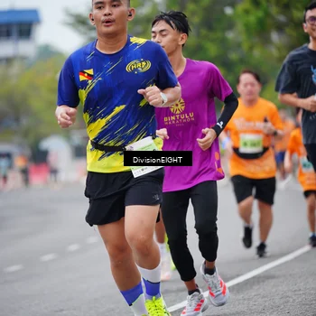 Runner Photo 8482911