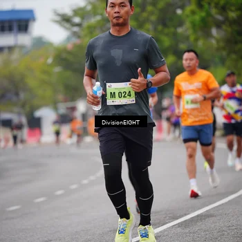Runner Photo 8482942