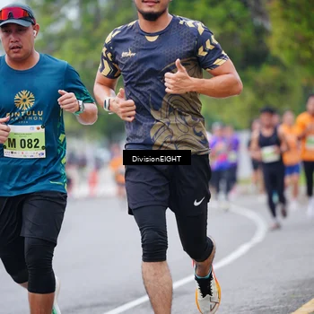 Runner Photo 8482955