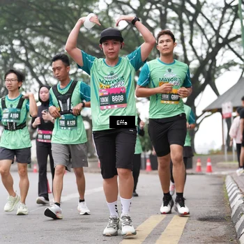 Runner Photo 8483000
