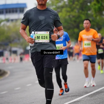 Runner Photo 8483008