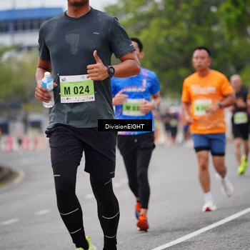 Runner Photo 8483017