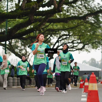 Runner Photo 8483021