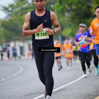Runner Photo 8483086