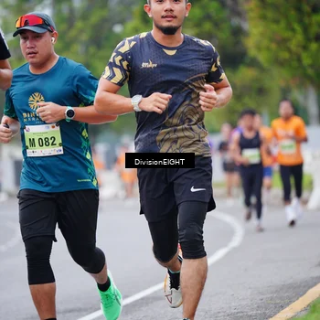 Runner Photo 8483088