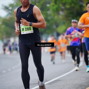 Runner Photo 8483096