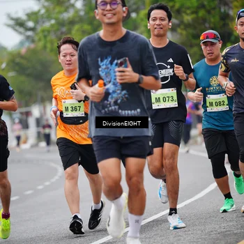 Runner Photo 8483109