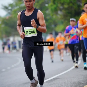 Runner Photo 8483112
