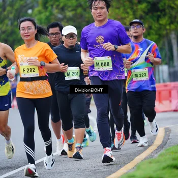 Runner Photo 8483152