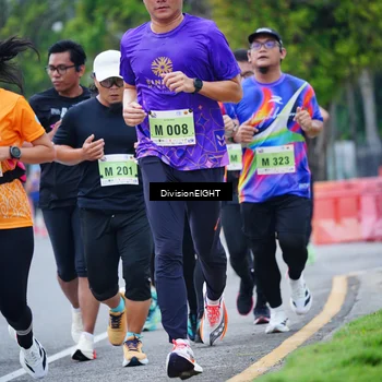Runner Photo 8483171
