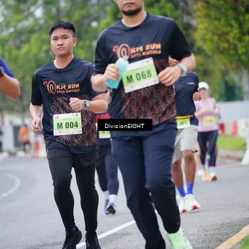 Runner Photo 8483240