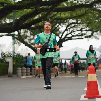 Runner Photo 8483252