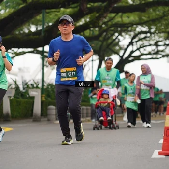 Runner Photo 8483290