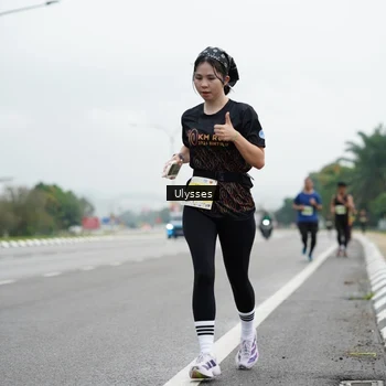 Runner Photo 8483301