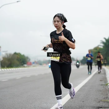 Runner Photo 8483305