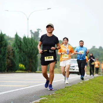 Runner Photo 8483307