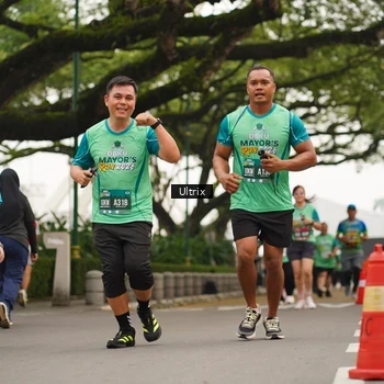 Runner Photo 8483316