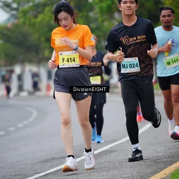 Runner Photo 8483321