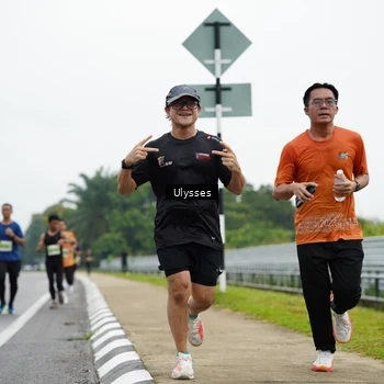 Runner Photo 8483358