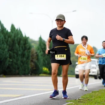 Runner Photo 8483395