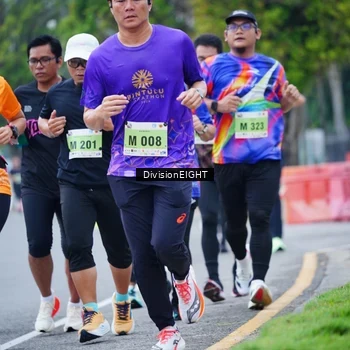 Runner Photo 8483436