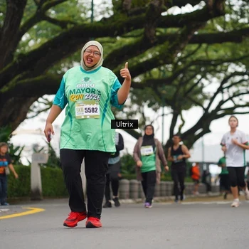 Runner Photo 8483437