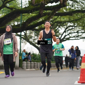 Runner Photo 8483443