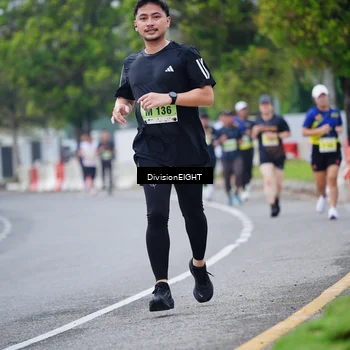 Runner Photo 8483444