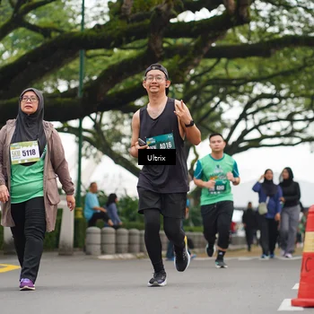 Runner Photo 8483458