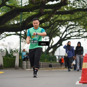 Runner Photo 8483465