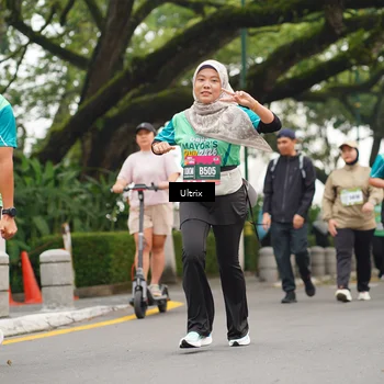 Runner Photo 8483473