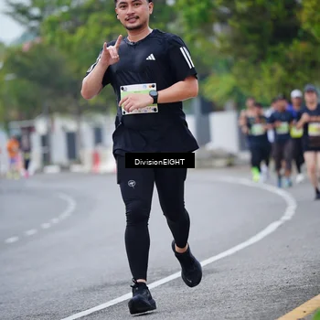 Runner Photo 8483479
