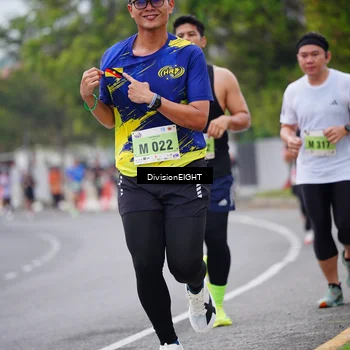 Runner Photo 8483611
