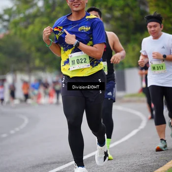 Runner Photo 8483644