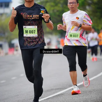 Runner Photo 8483671