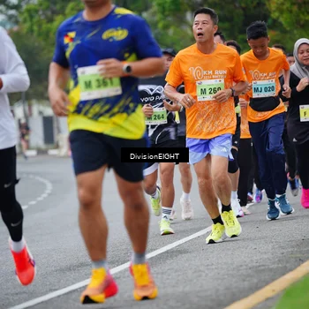 Runner Photo 8483695