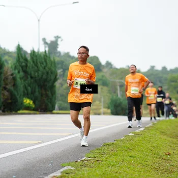 Runner Photo 8483700