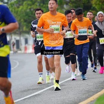 Runner Photo 8483716