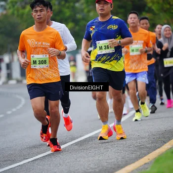 Runner Photo 8483725