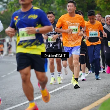 Runner Photo 8483733