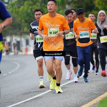 Runner Photo 8483754