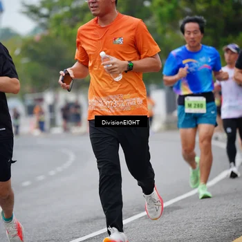 Runner Photo 8483771