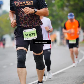 Runner Photo 8483826