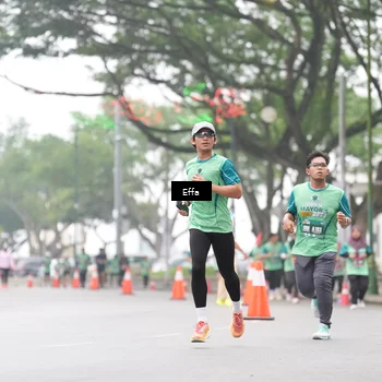 Runner Photo 8483892