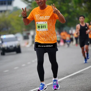 Runner Photo 8483940
