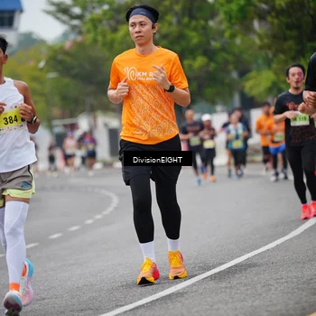 Runner Photo 8484009