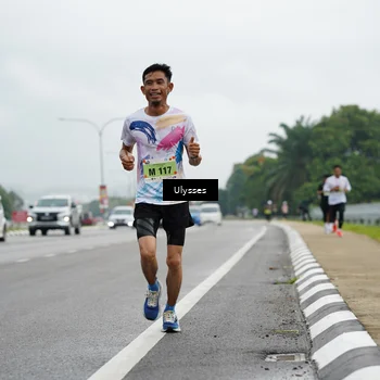 Runner Photo 8484012