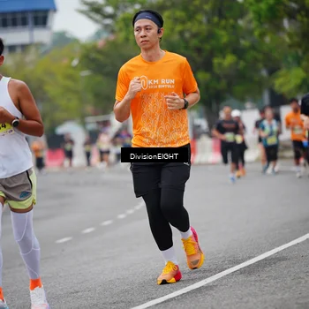 Runner Photo 8484013