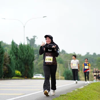 Runner Photo 8484032