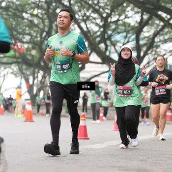 Runner Photo 8484053